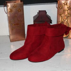 Gianni Bini Girls - Red Suede Boots